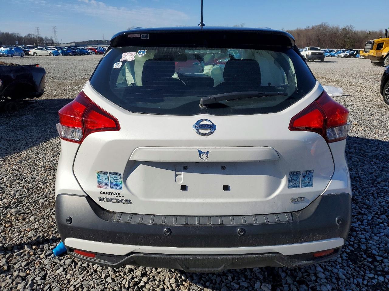 2020 NISSAN KICKS SR photo 6