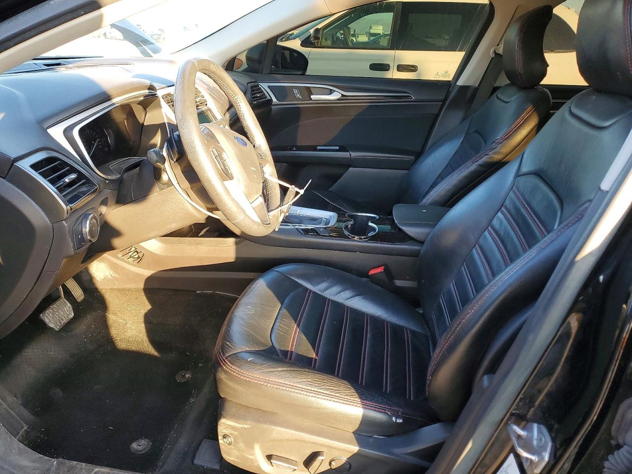 2016 FORD FUSION SE photo 7