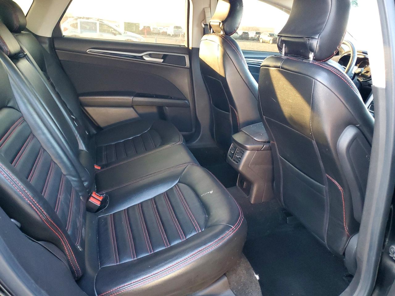 2016 FORD FUSION SE photo 10
