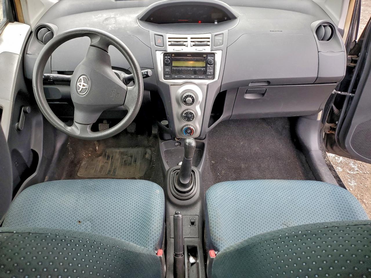 2008 TOYOTA YARIS photo 8