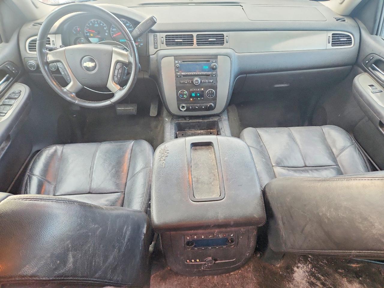 2009 CHEVROLET SUBURBAN K1500 LT photo 15