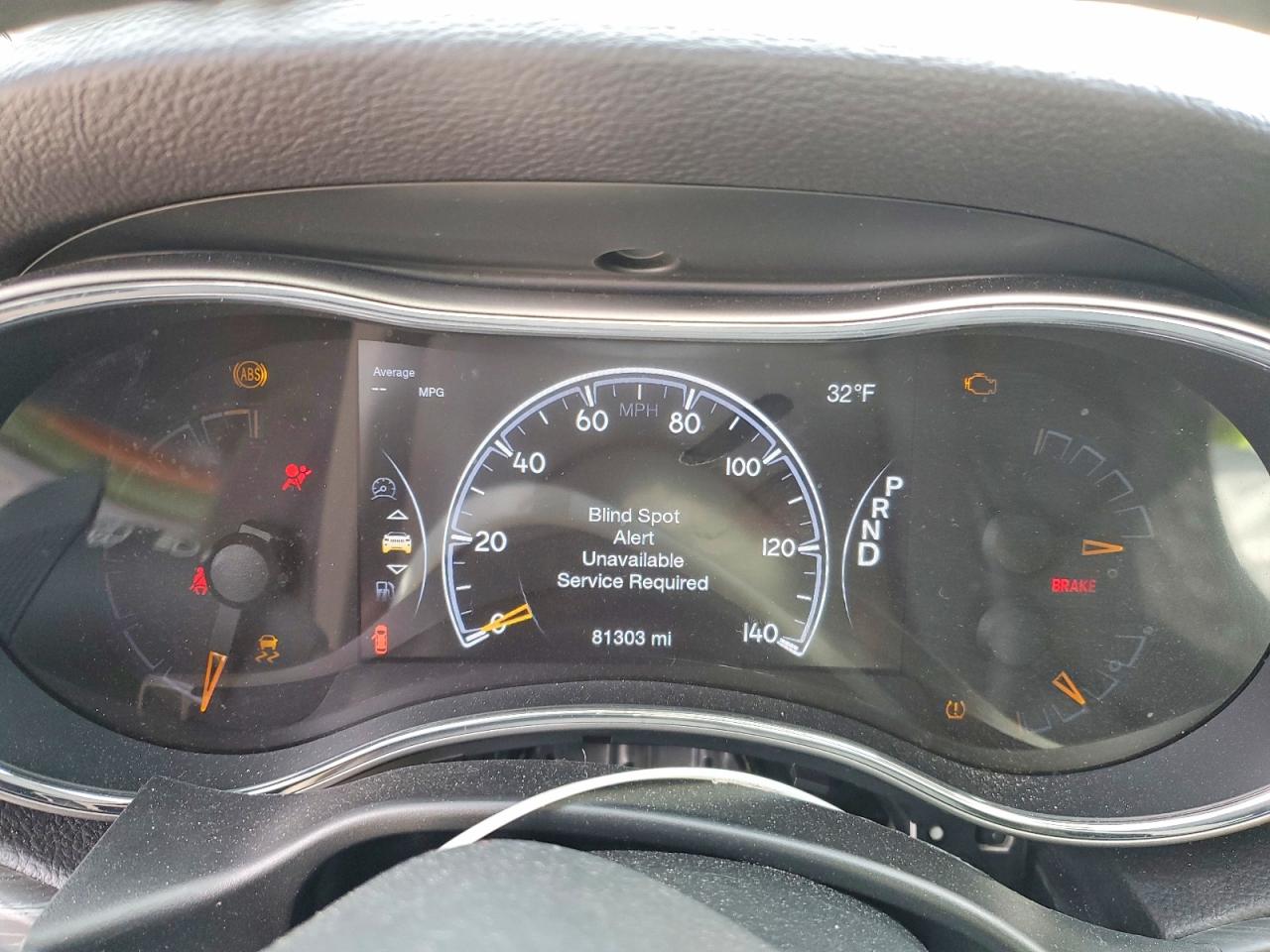2019 JEEP GRAND CHEROKEE LAREDO photo 9