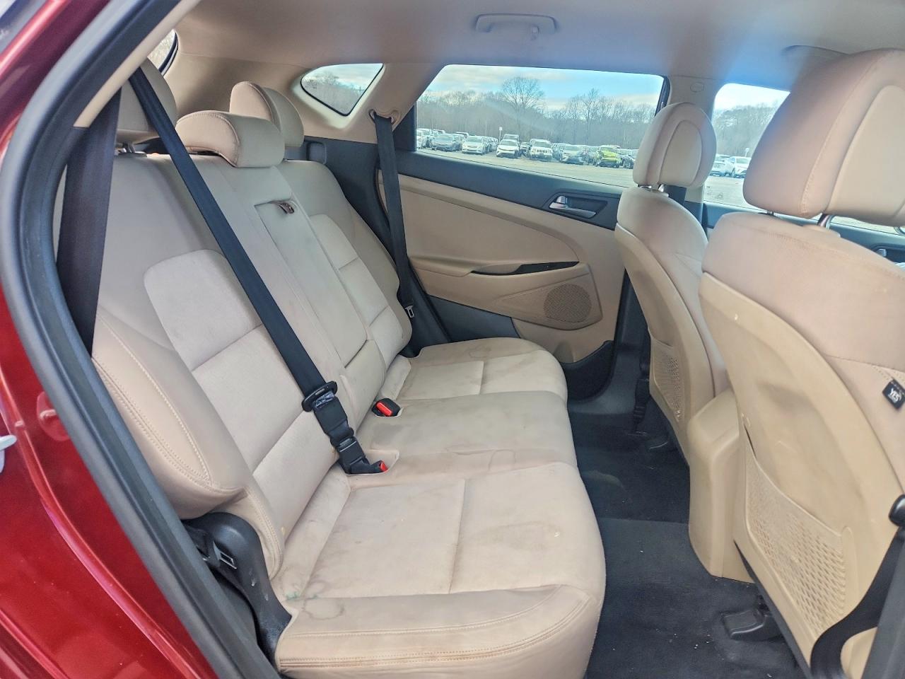 2016 HYUNDAI TUCSON SE photo 21