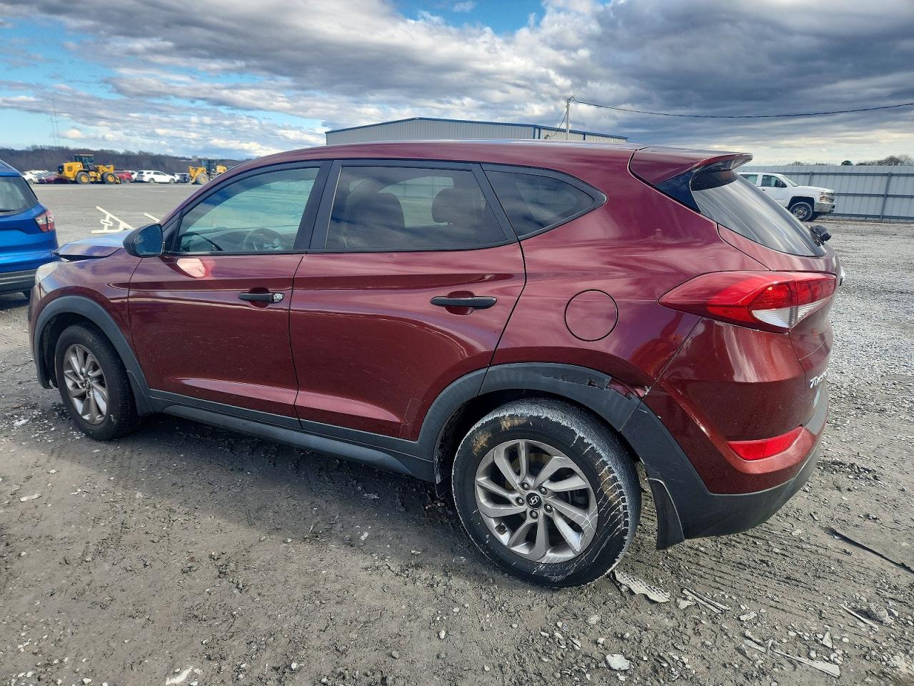 2016 HYUNDAI TUCSON SE photo 3