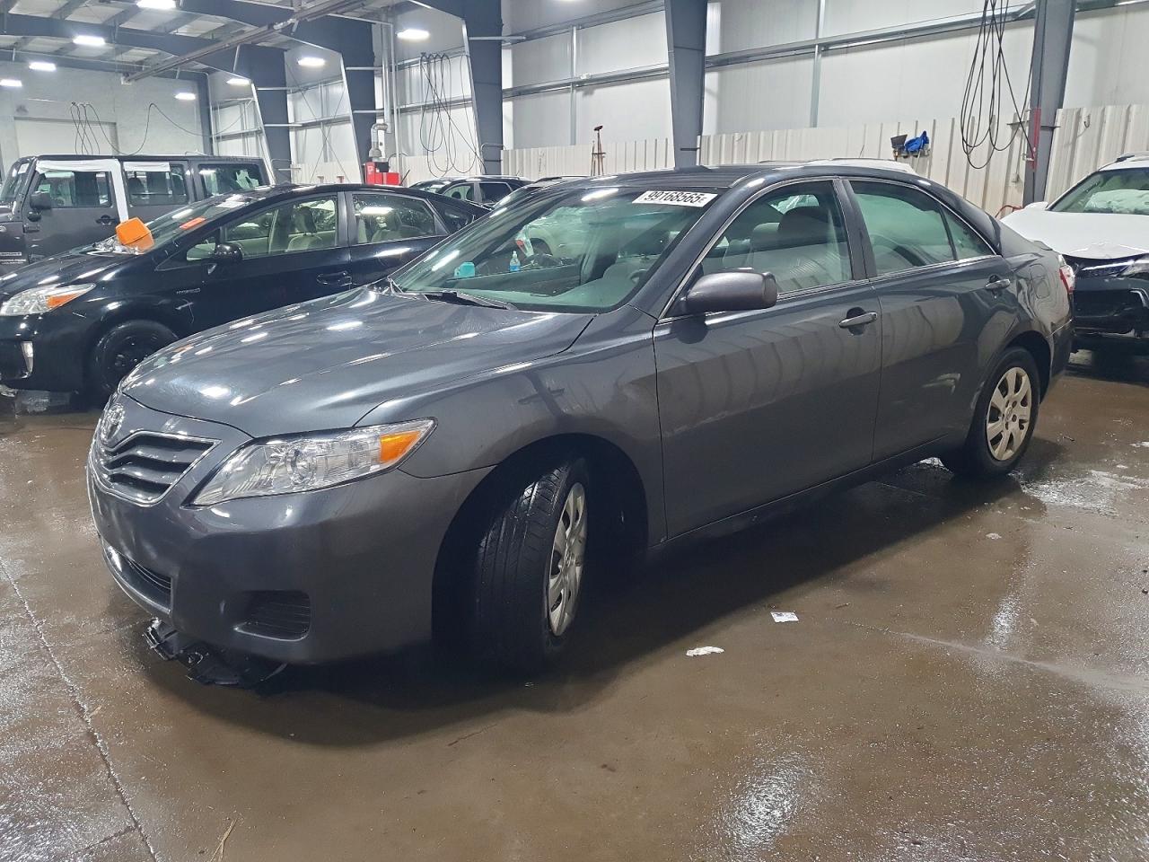 2010 TOYOTA CAMRY