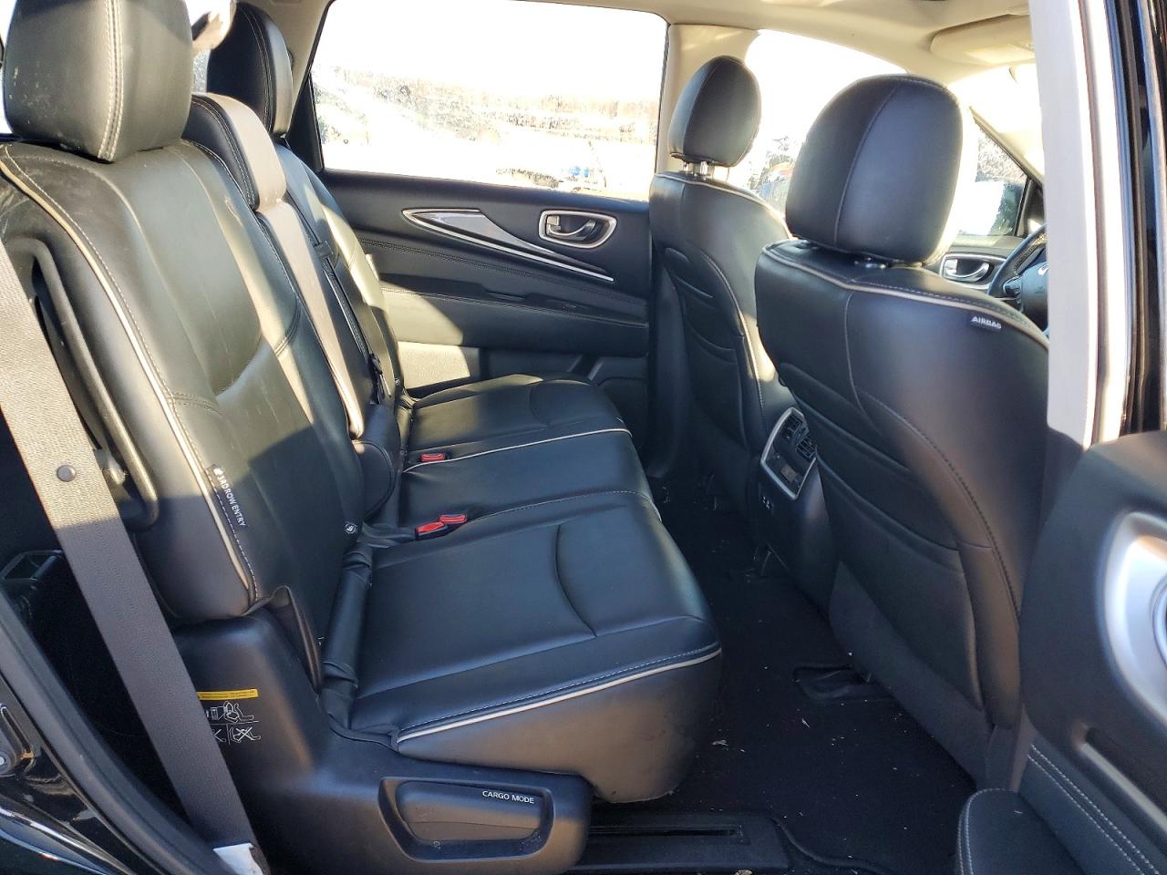 2020 INFINITI QX60 LUXE photo 10