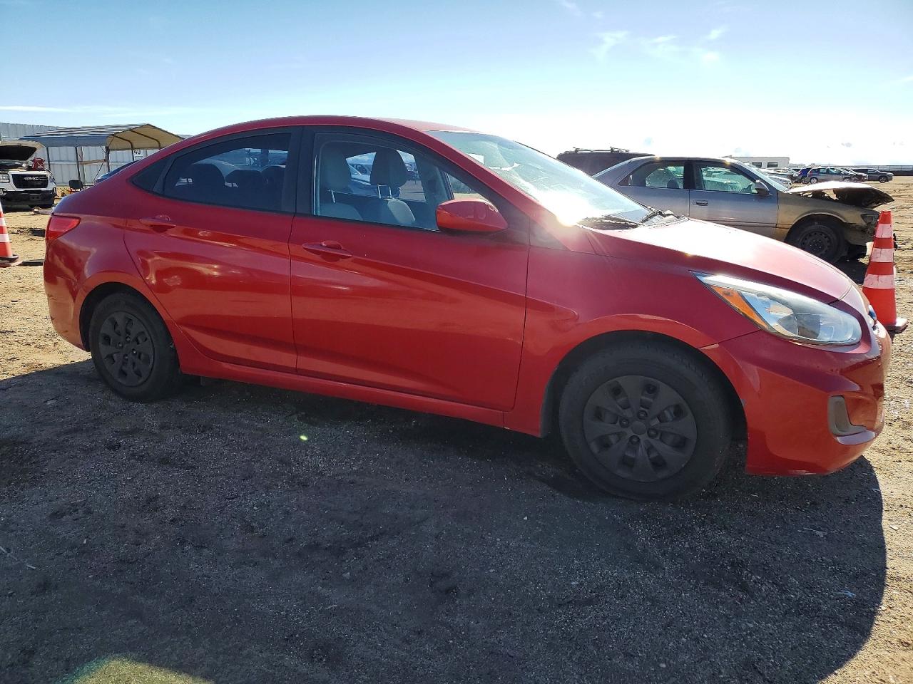 2015 HYUNDAI ACCENT GLS photo 4