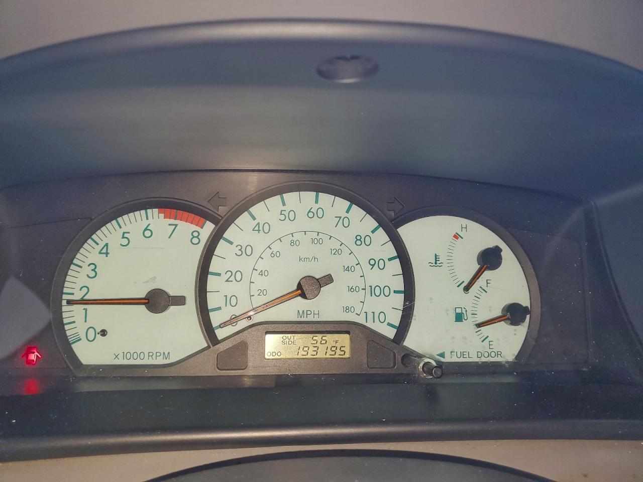 2004 TOYOTA COROLLA CE photo 9