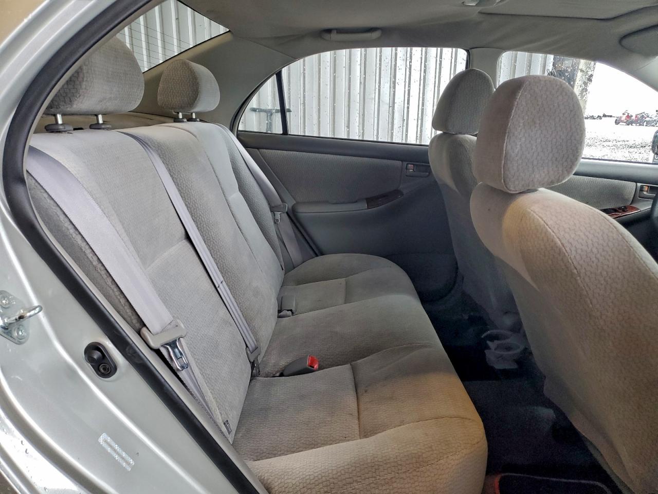 2004 TOYOTA COROLLA CE photo 10