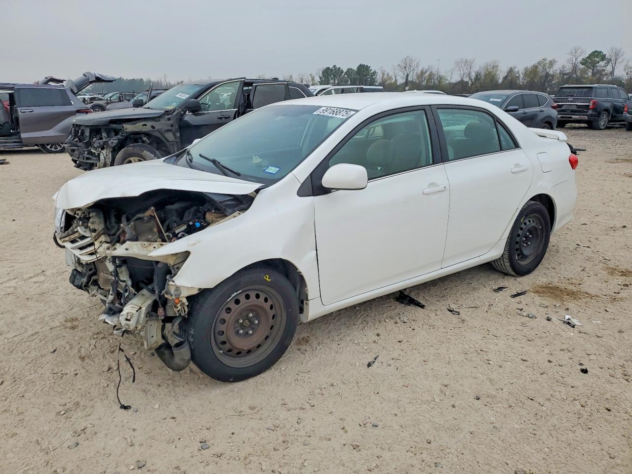 2013 TOYOTA COROLLA