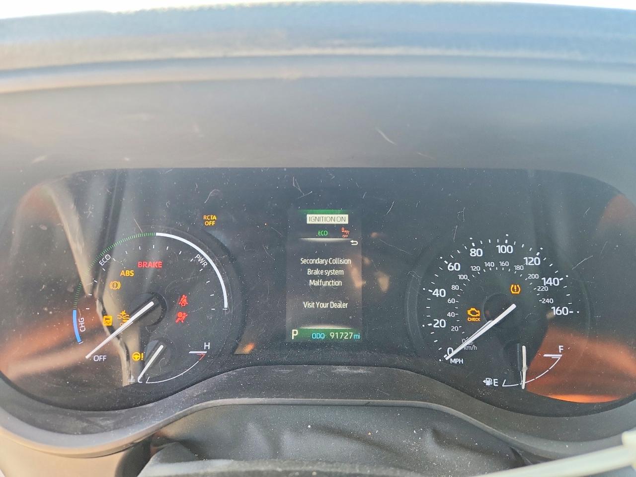 2021 TOYOTA SIENNA LE photo 9