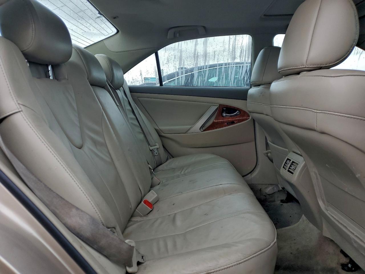 2009 TOYOTA CAMRY BASE photo 10