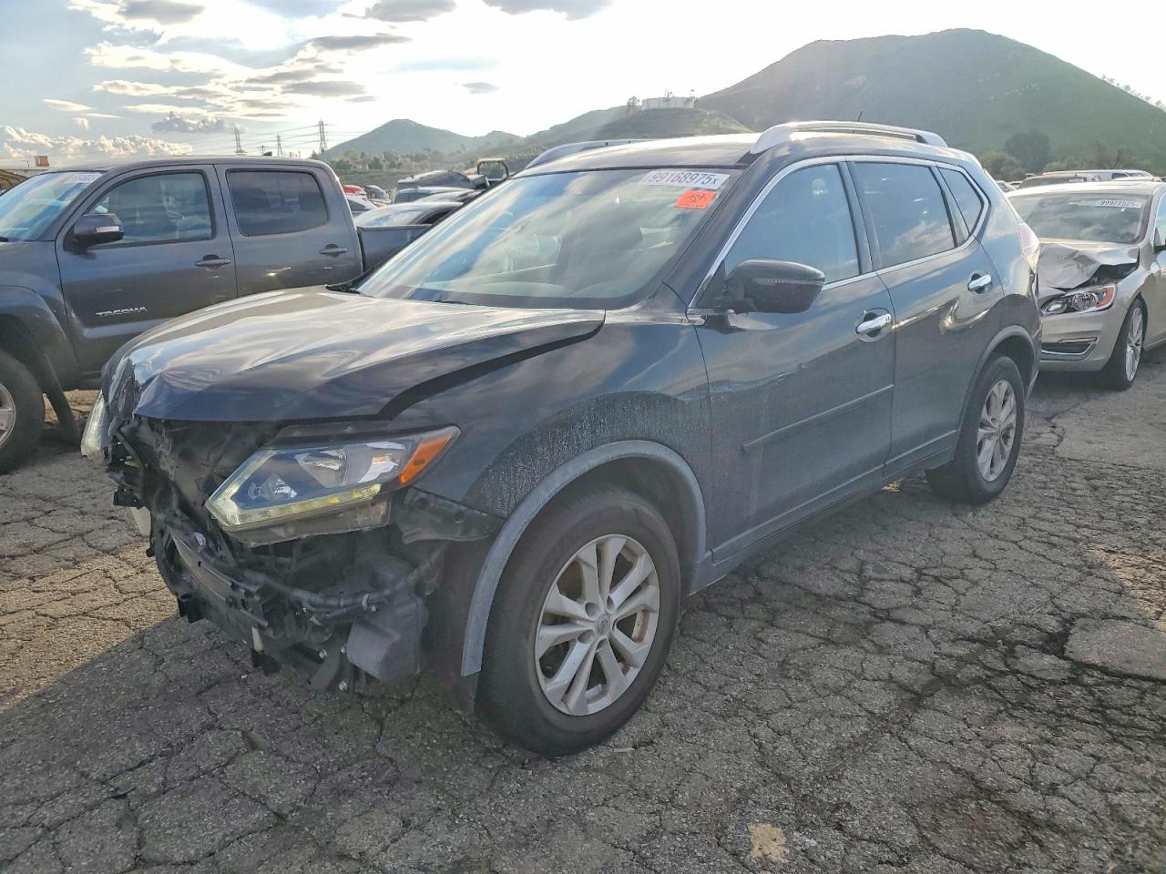 2016 NISSAN ROGUE