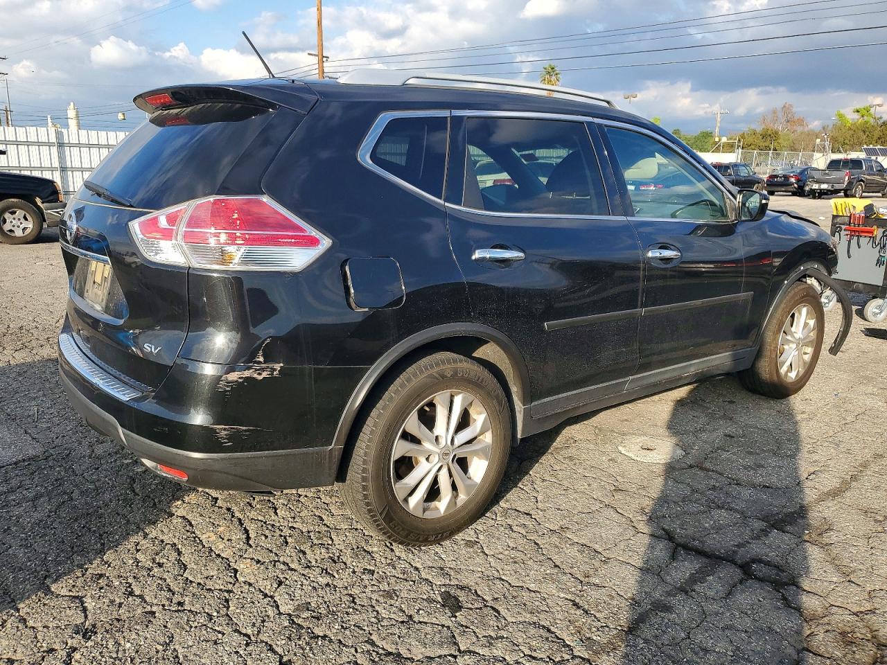 2016 NISSAN ROGUE S photo 5