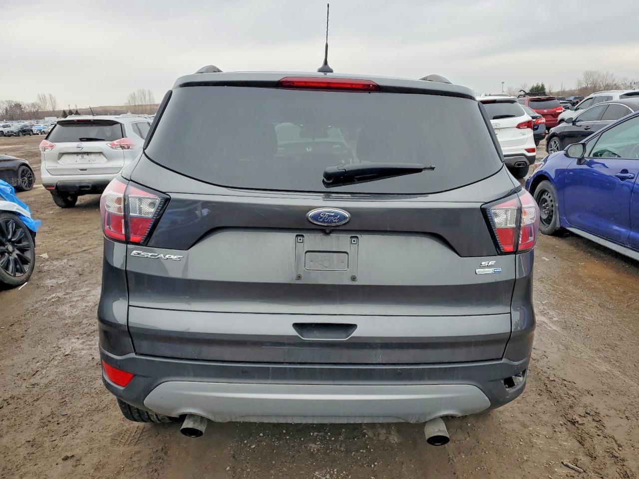 2018 FORD ESCAPE SE photo 11