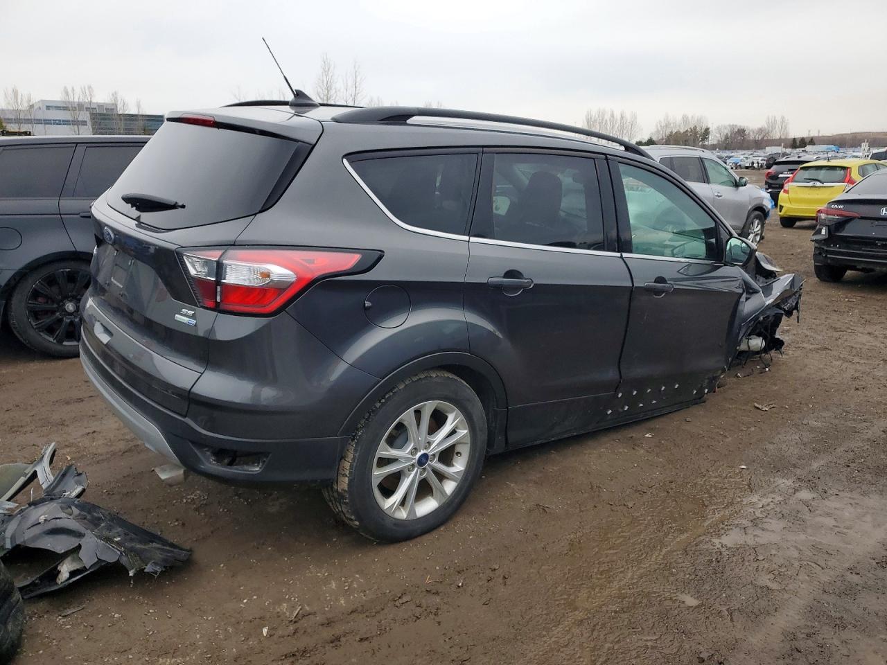 2018 FORD ESCAPE SE photo 5