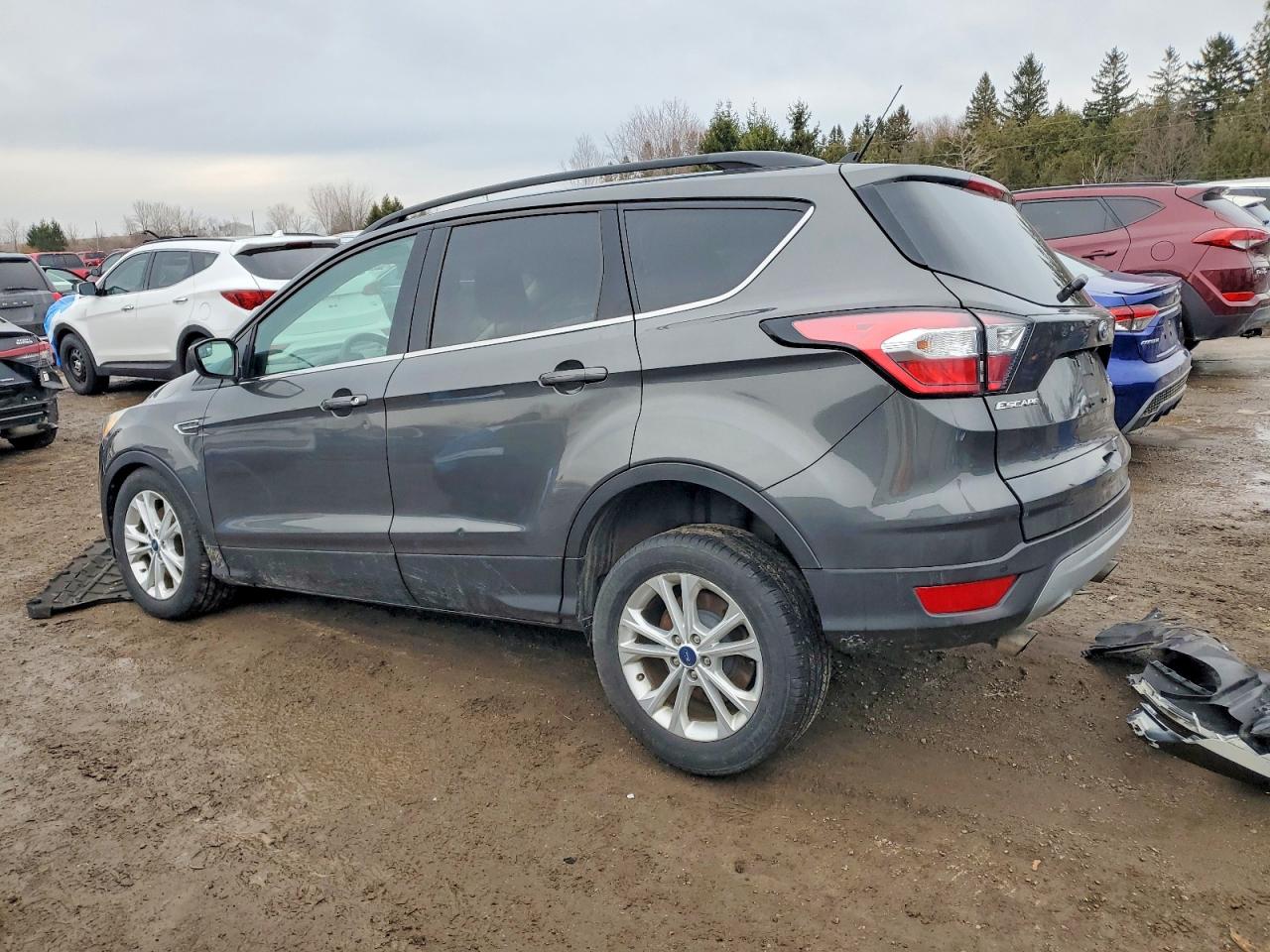 2018 FORD ESCAPE SE photo 3