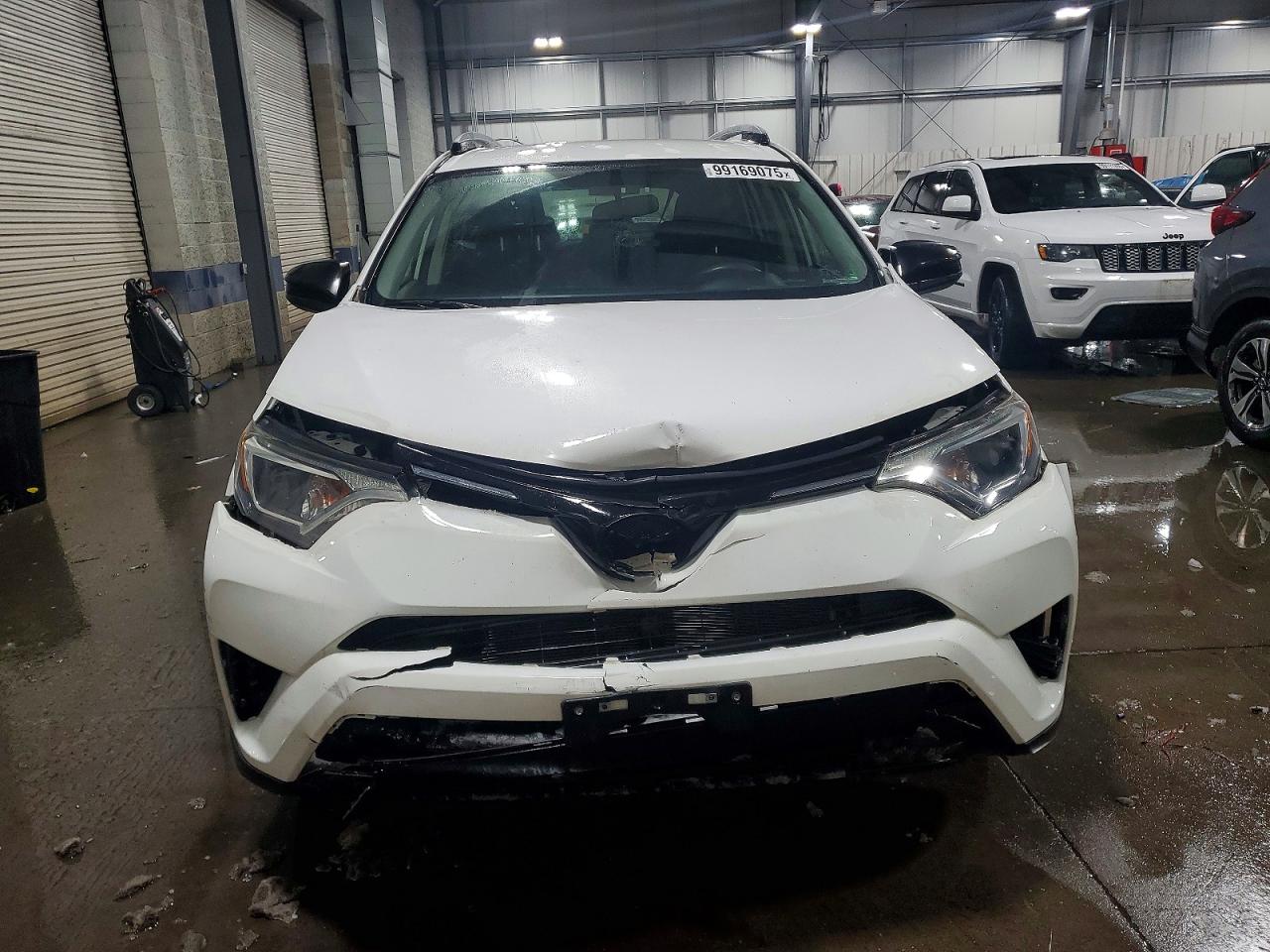 2016 TOYOTA RAV4 LE photo 5