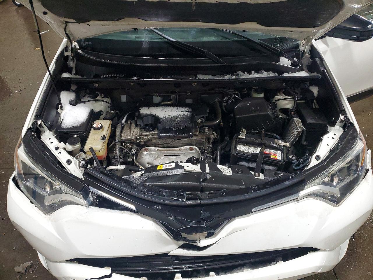 2016 TOYOTA RAV4 LE photo 12