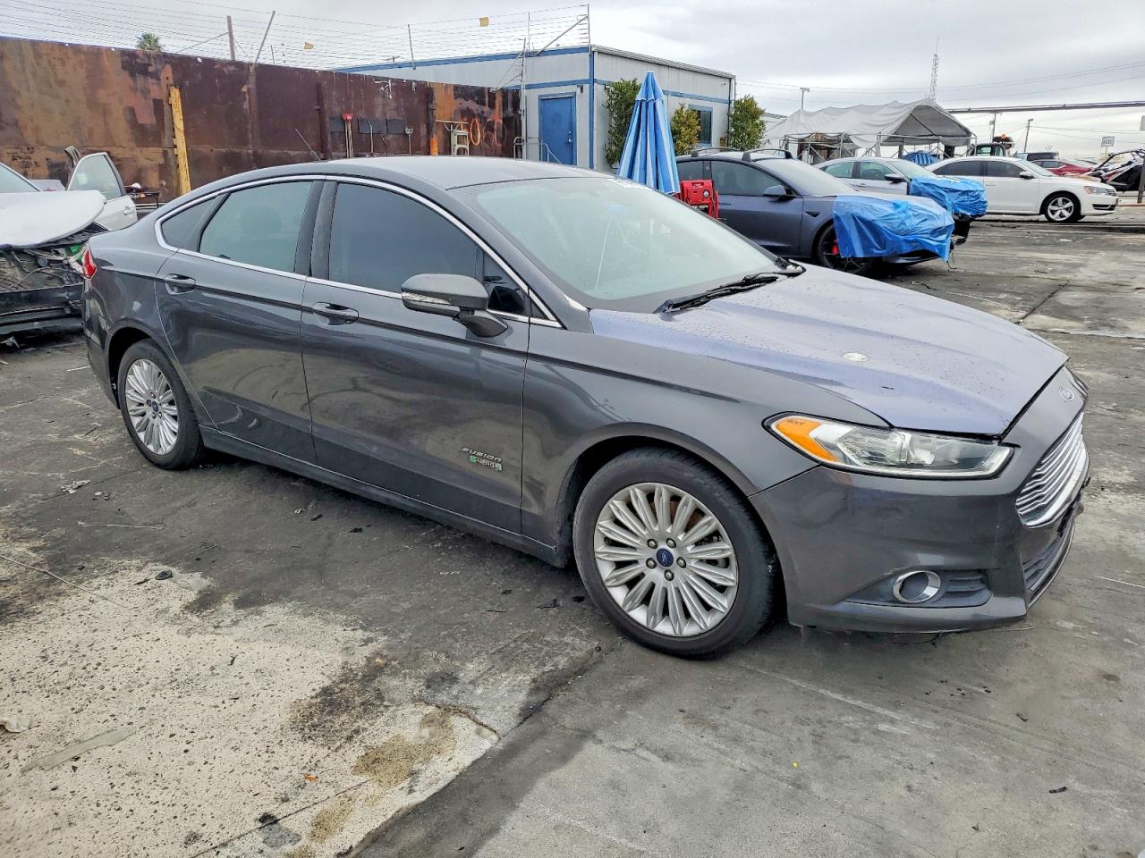 2016 FORD FUSION SE PHEV photo 4