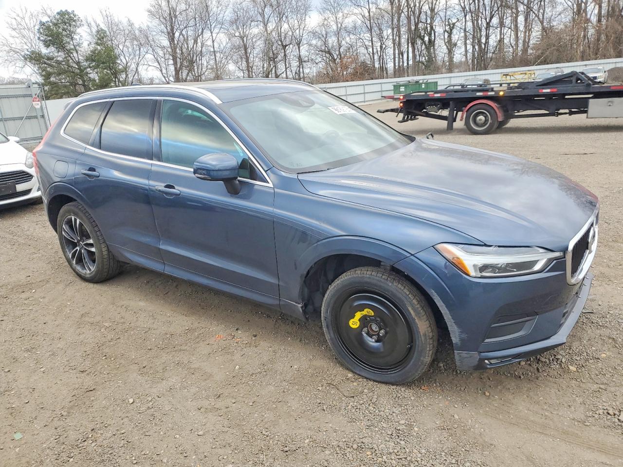 2021 VOLVO XC60 T5 MOMENTUM photo 4