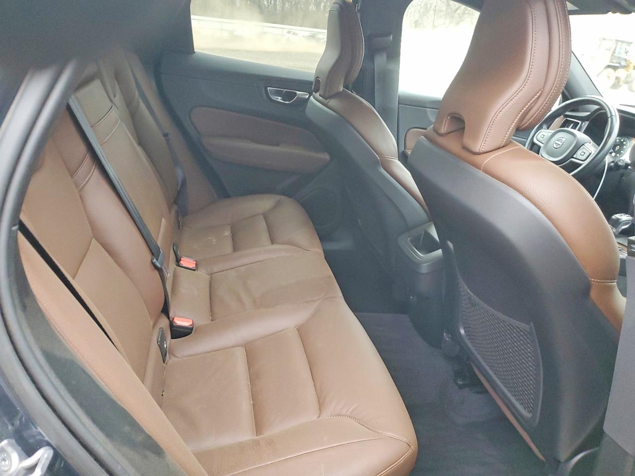 2021 VOLVO XC60 T5 MOMENTUM photo 11