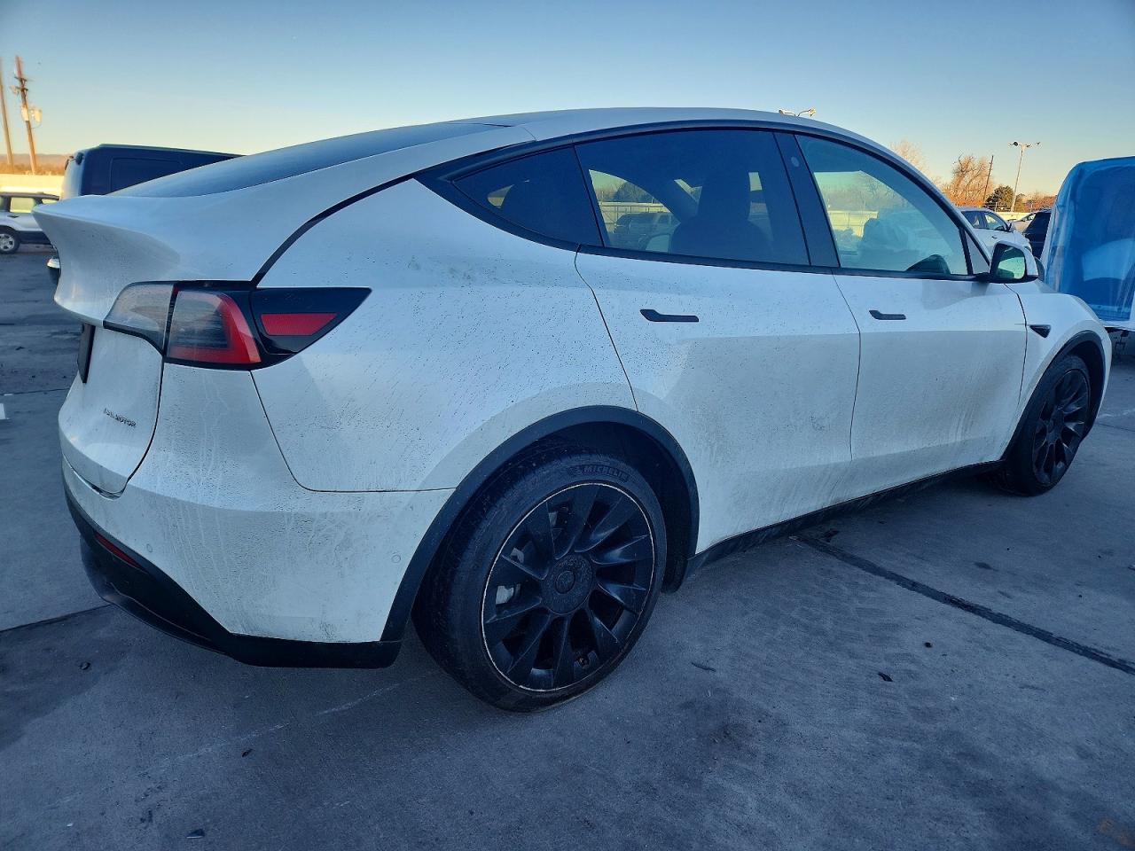 2021 TESLA MODEL Y photo 3