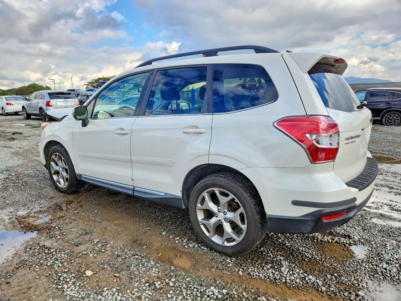 2015 SUBARU FORESTER 2.5I TOURING photo 2