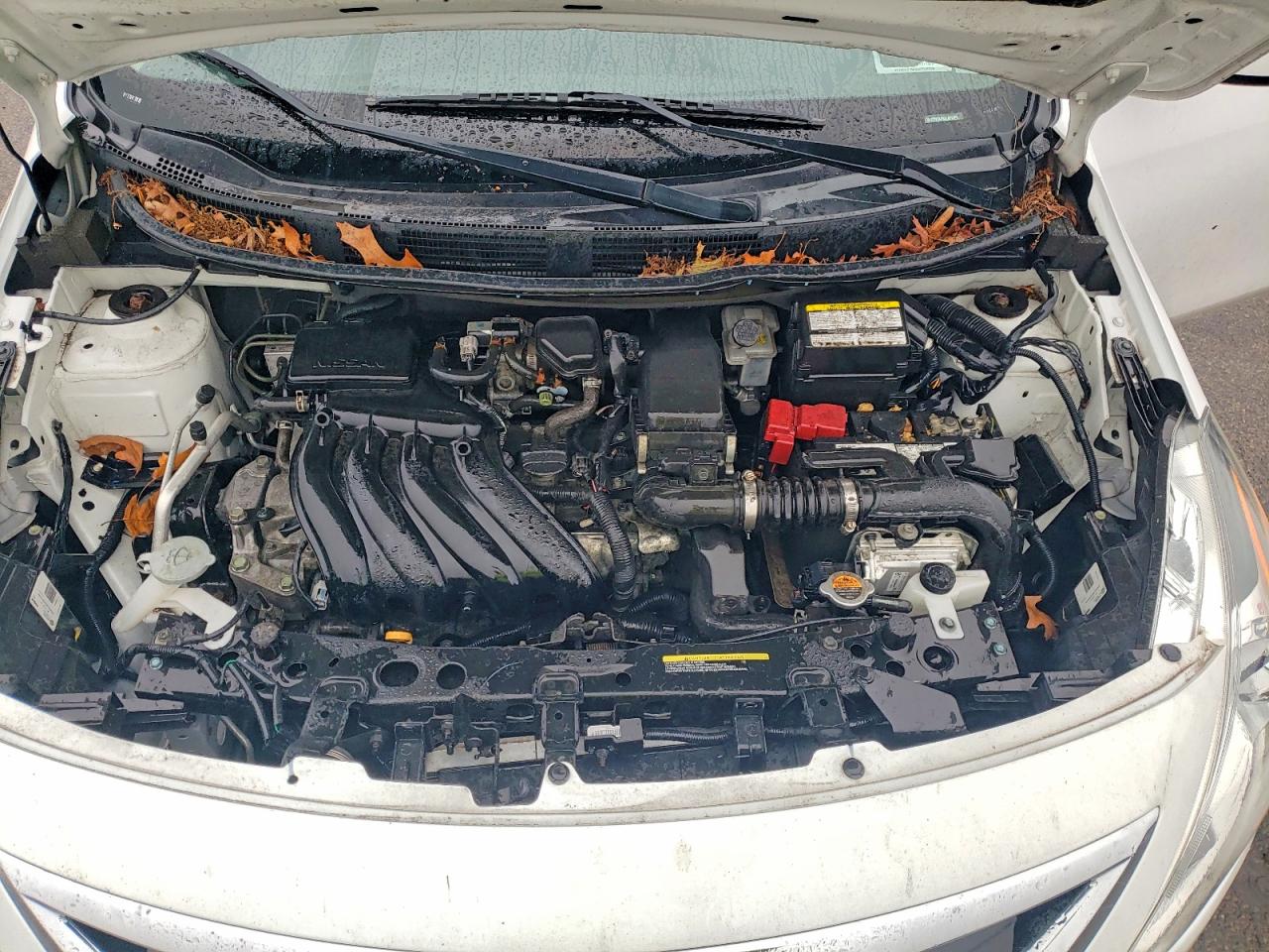 2018 NISSAN VERSA S photo 11