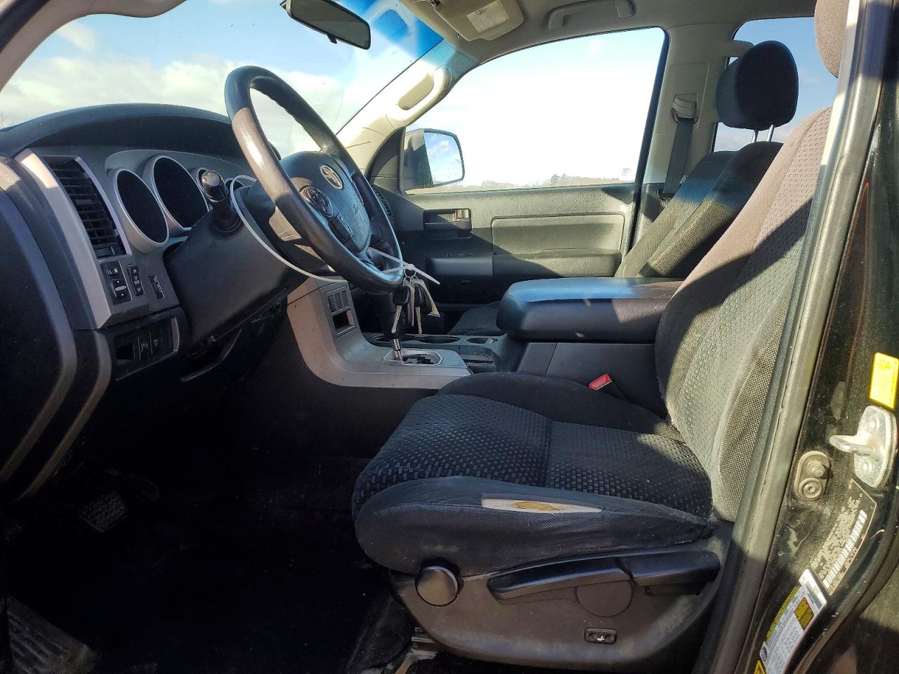 2011 TOYOTA TUNDRA CREWMAX SR5 photo 7