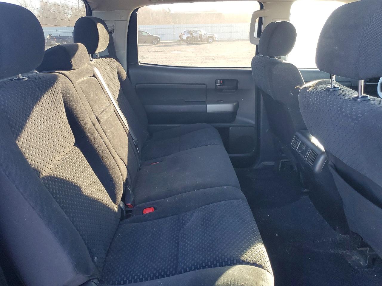 2011 TOYOTA TUNDRA CREWMAX SR5 photo 10