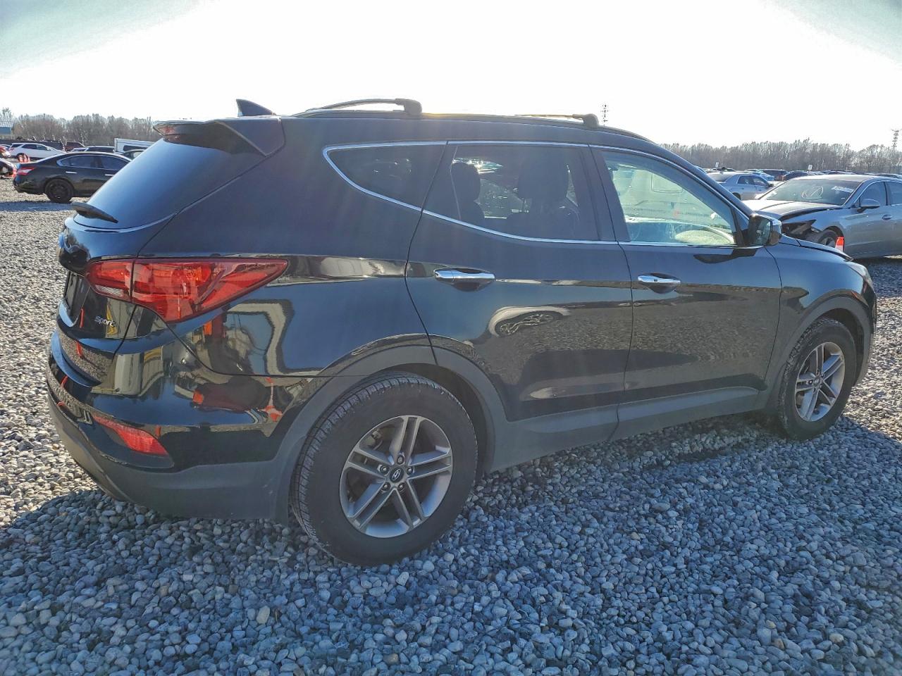 2017 HYUNDAI SANTA FE SPORT photo 3