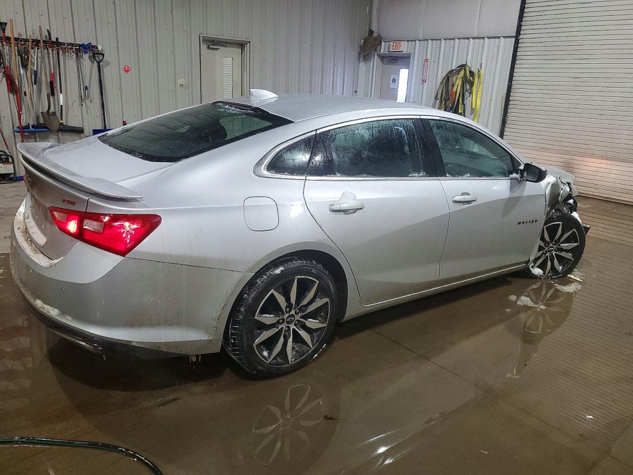 2021 CHEVROLET MALIBU RS photo 3