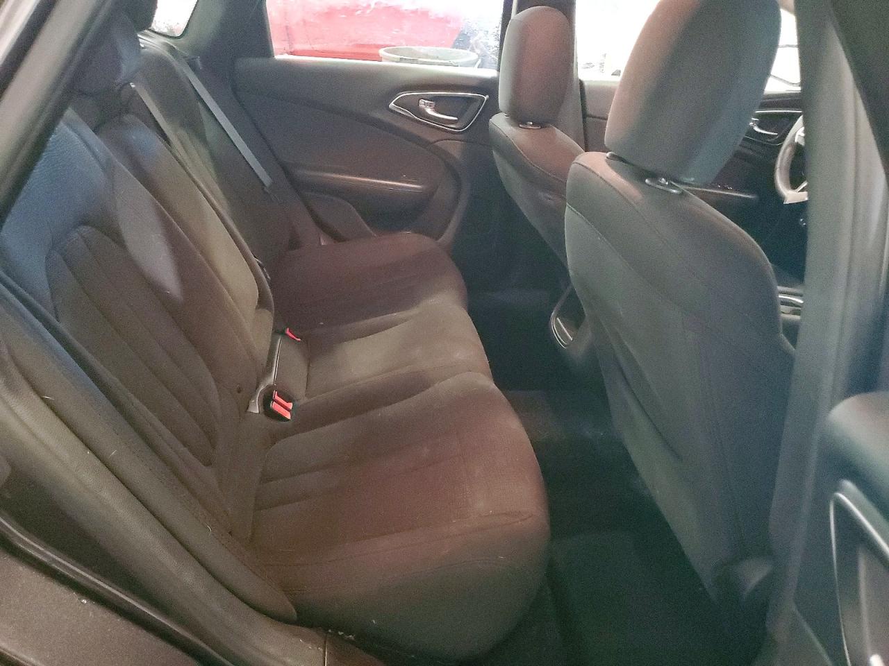 2016 CHRYSLER 200 LIMITED photo 10
