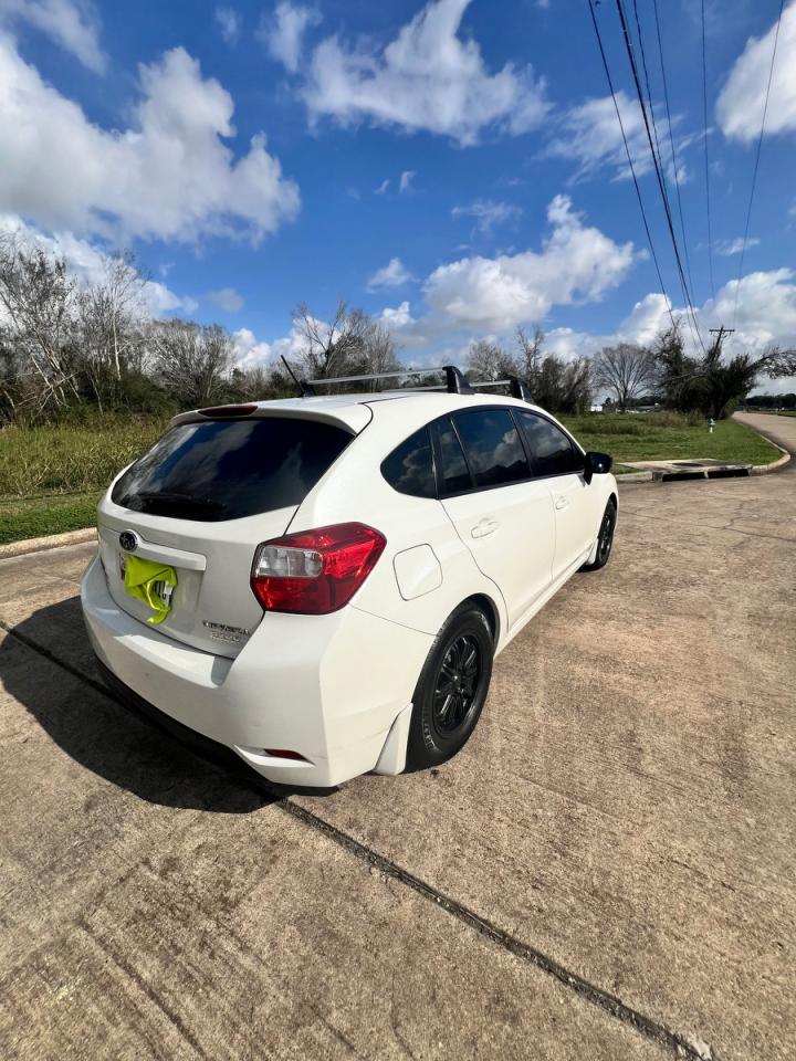 2015 SUBARU IMPREZA photo 4
