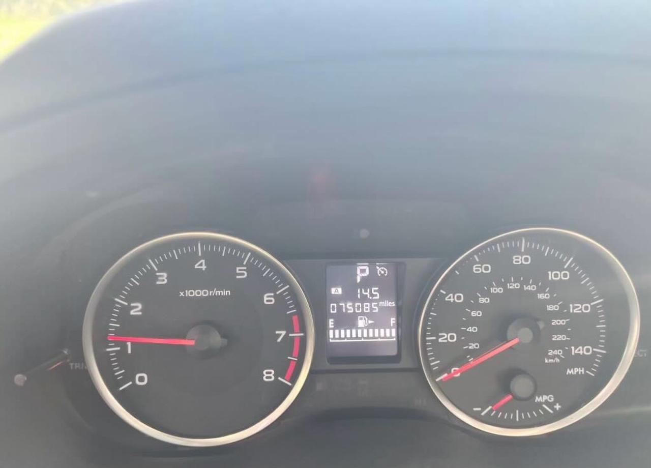 2015 SUBARU IMPREZA photo 8