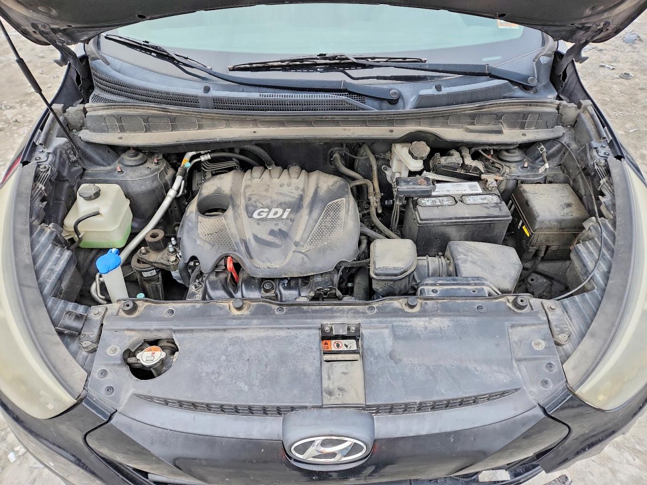 2015 HYUNDAI TUCSON SE photo 23