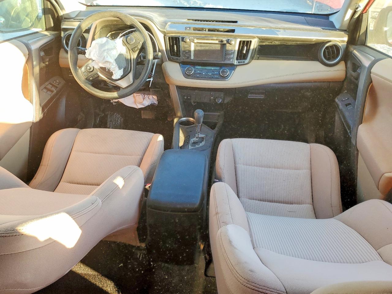 2013 TOYOTA RAV4 XLE photo 8