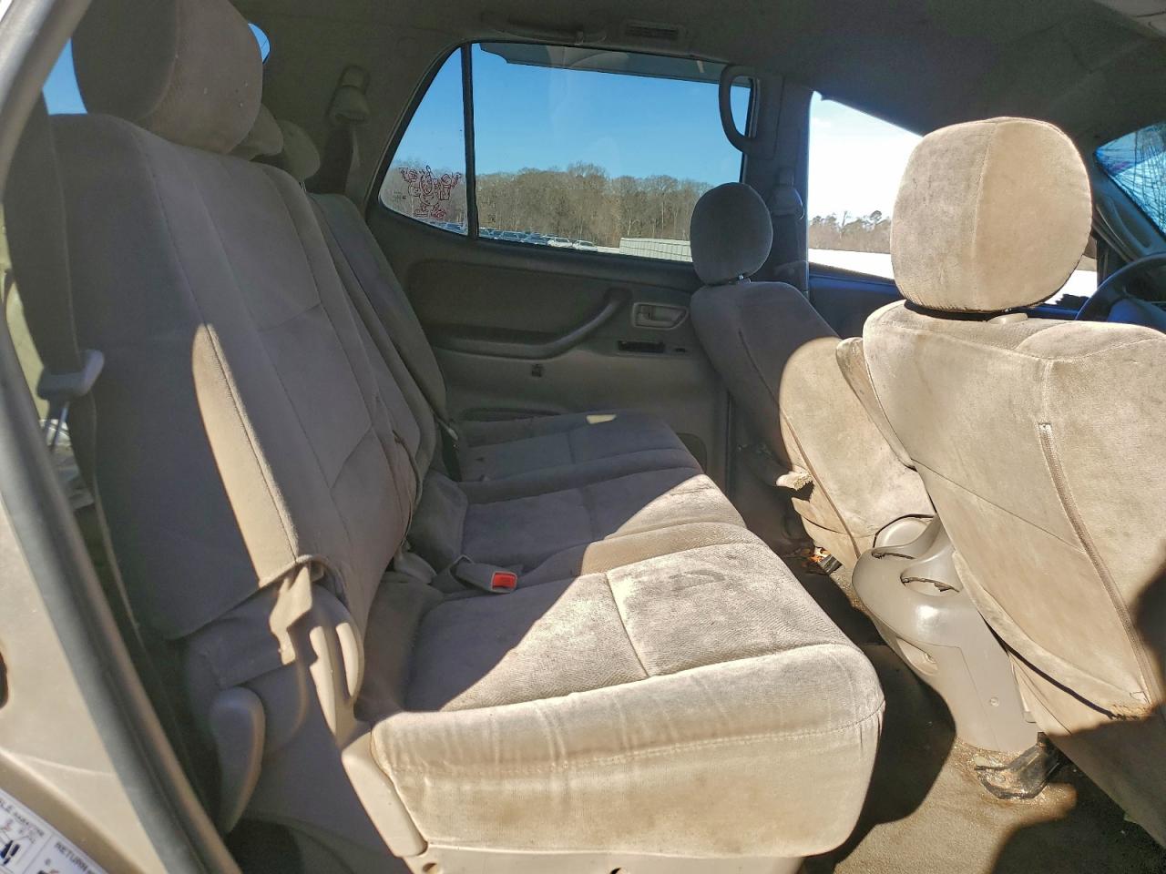 2006 TOYOTA SEQUOIA SR5 photo 11