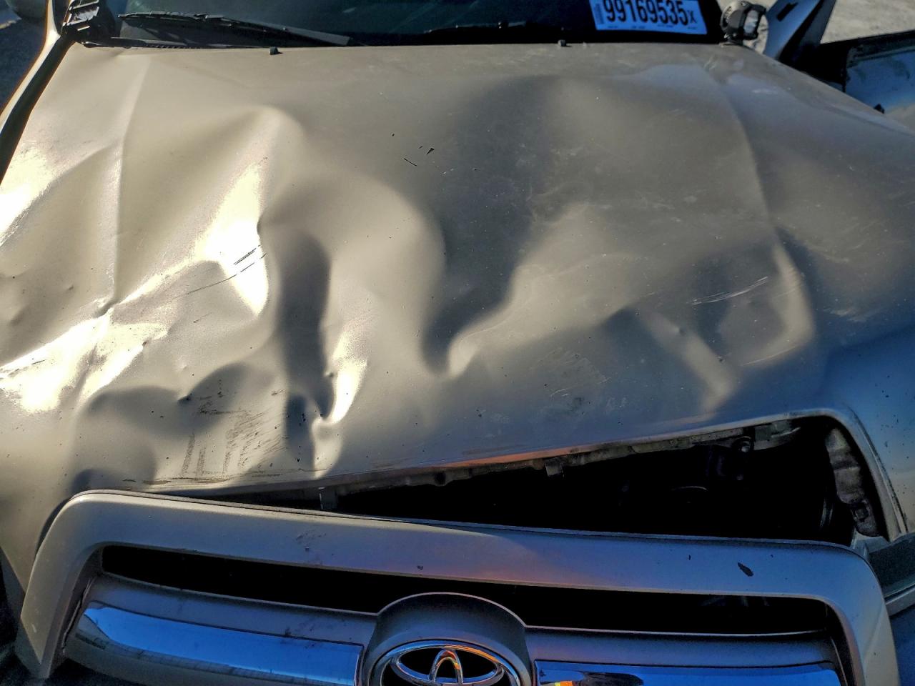 2006 TOYOTA SEQUOIA SR5 photo 12