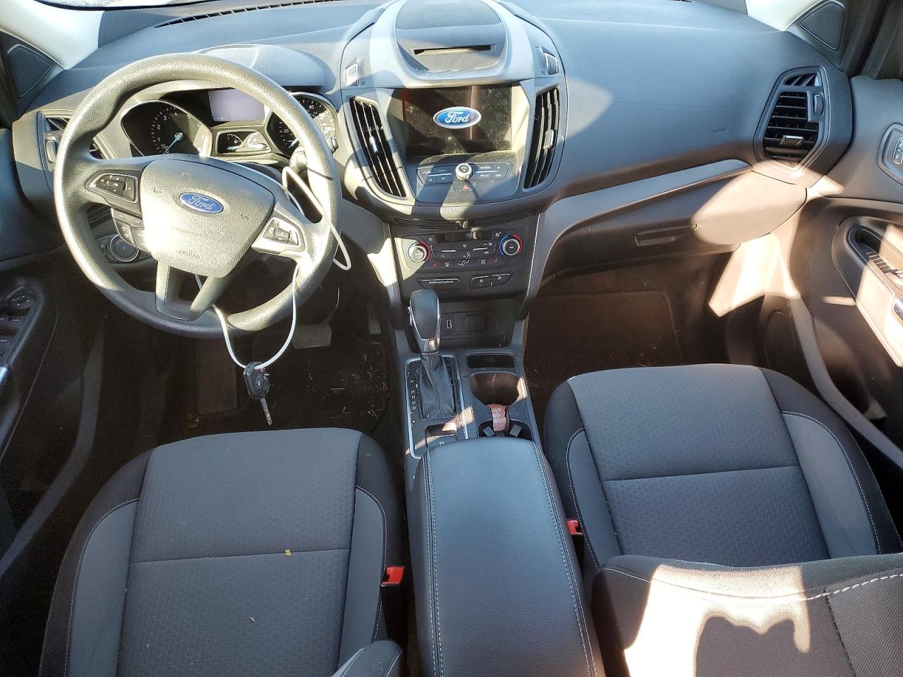 2018 FORD ESCAPE SE photo 8