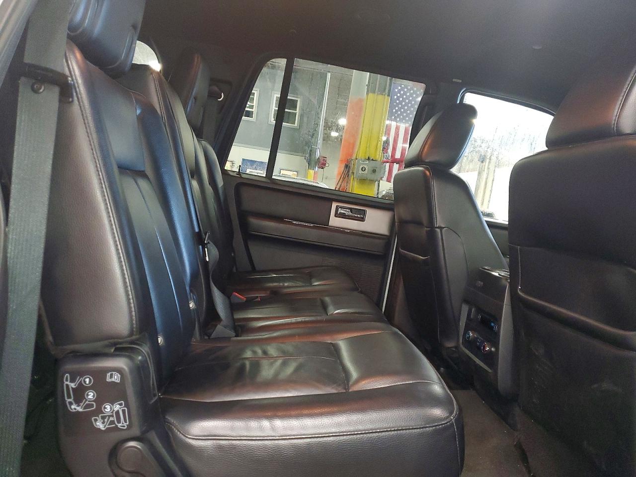 2017 FORD EXPEDITION EL XLT photo 11