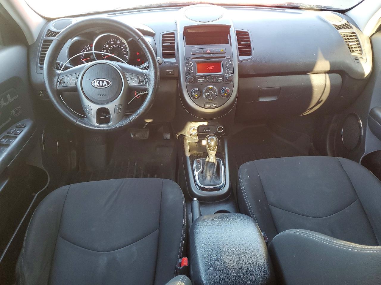 2012 KIA SOUL + photo 15