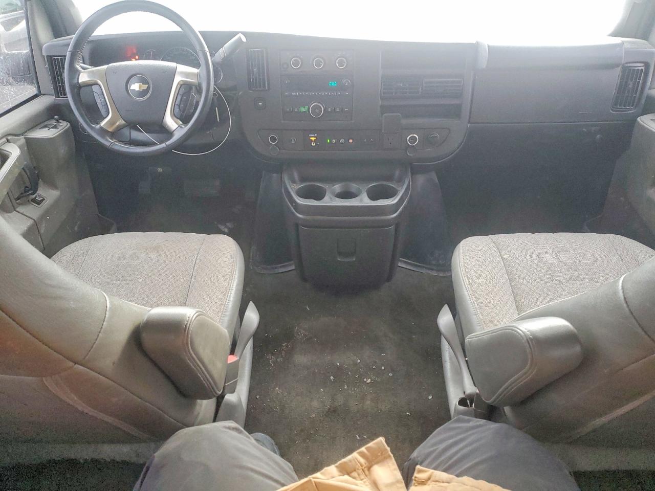 2019 CHEVROLET EXPRESS G3500 LT photo 8