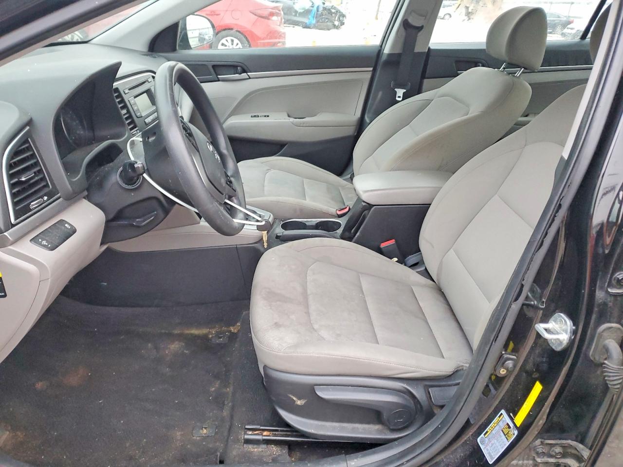 2018 HYUNDAI ELANTRA SE photo 7