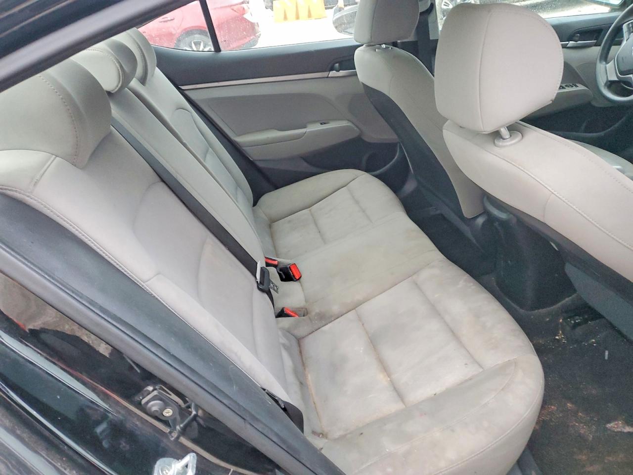 2018 HYUNDAI ELANTRA SE photo 10