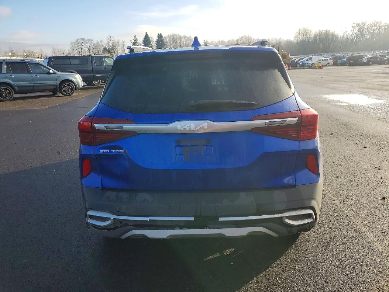 2023 KIA SELTOS S photo 6