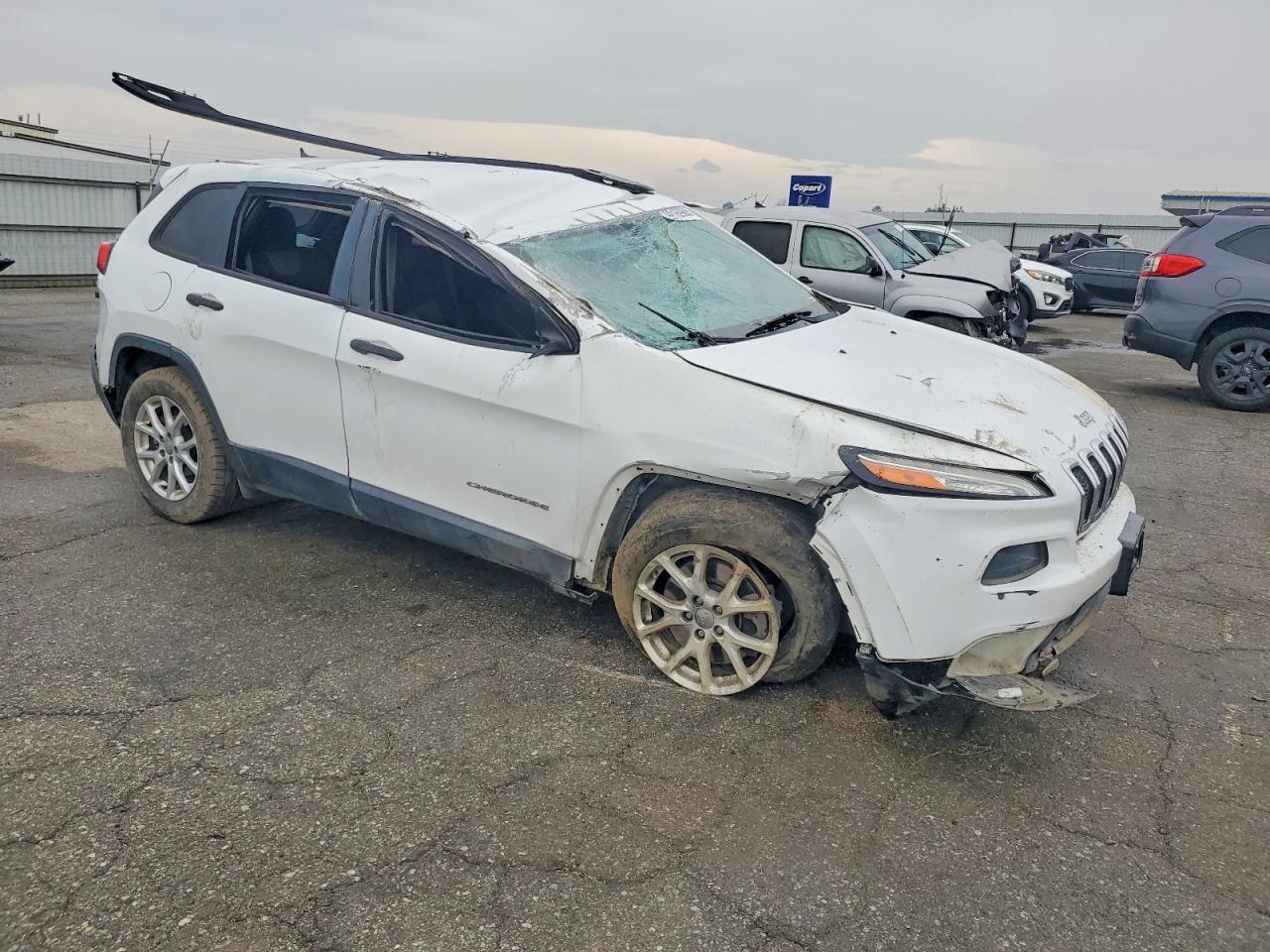 2016 JEEP CHEROKEE SPORT photo 4