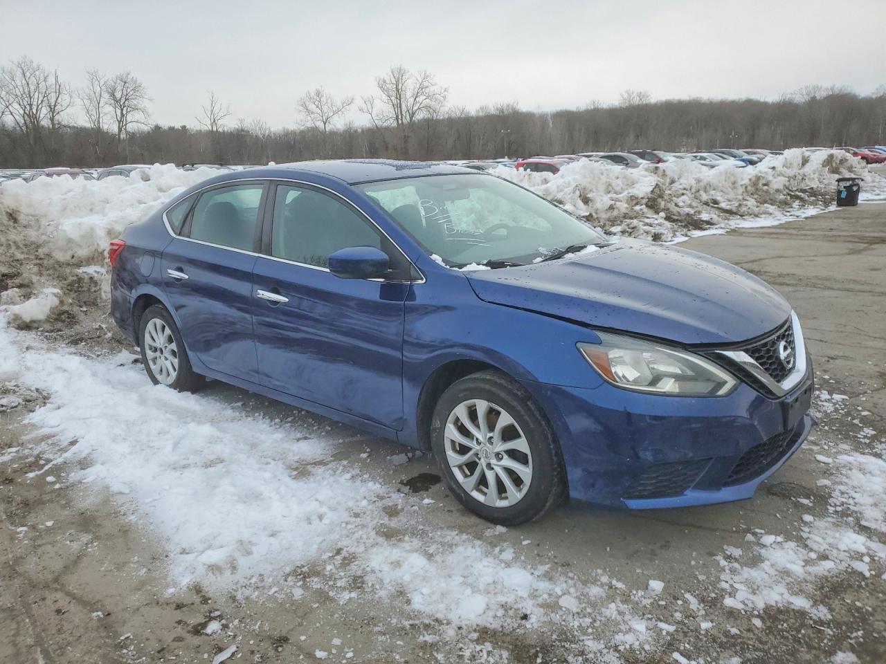 2018 NISSAN SENTRA S photo 4