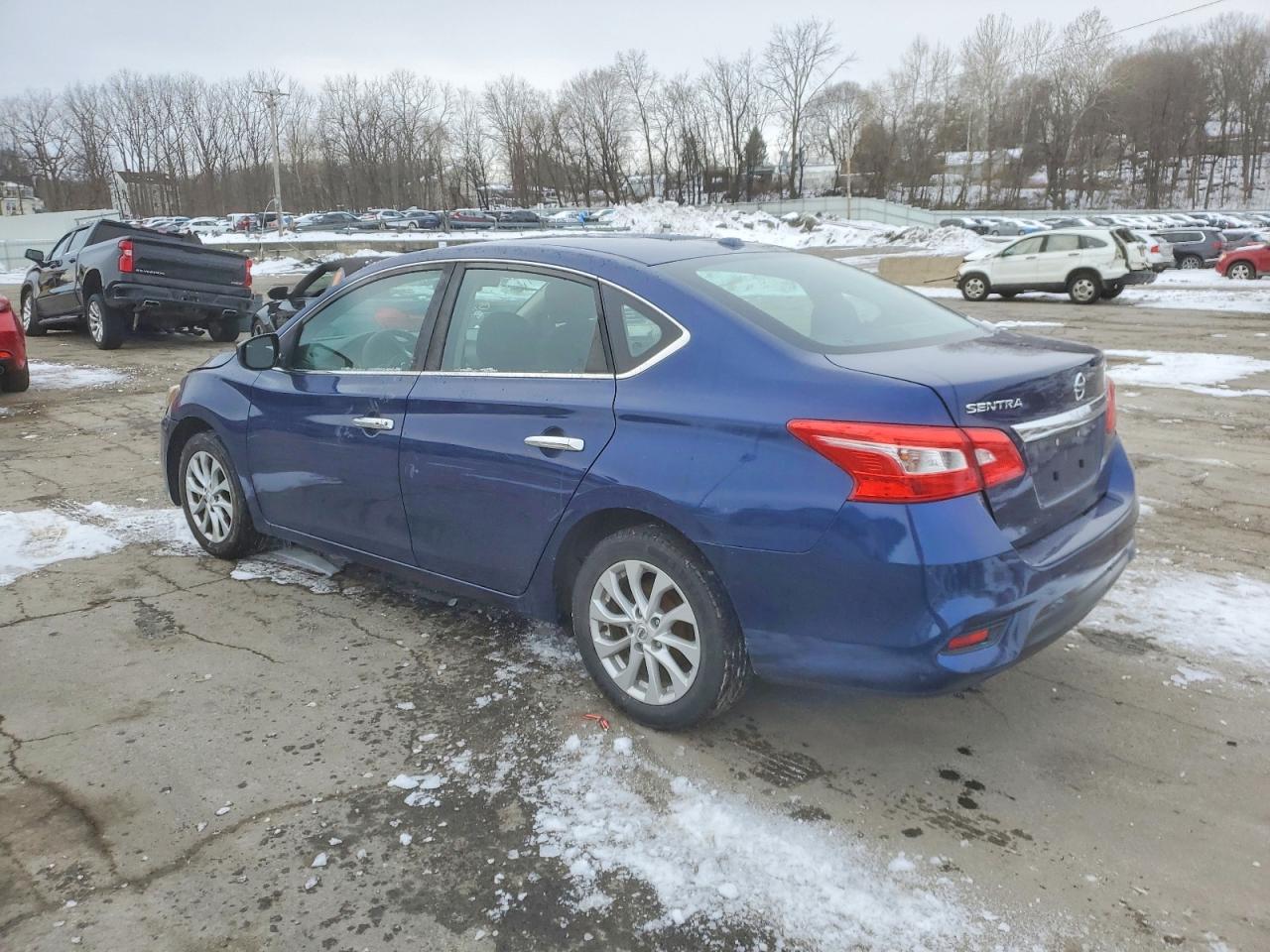 2018 NISSAN SENTRA S photo 2